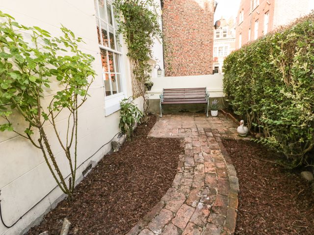Stewart House - 1067058 - photo 3
