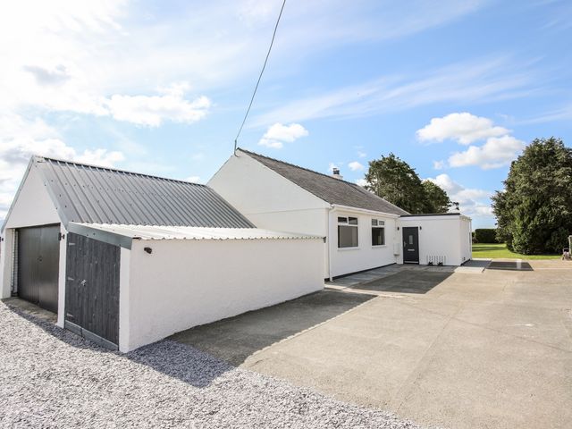 Mynydd Mwyn - 1067218 - photo 2