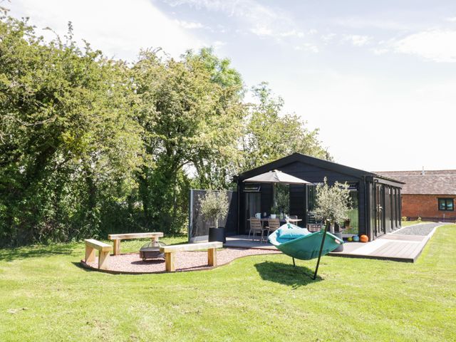 The Tractor Shed - 1067445 - photo 2