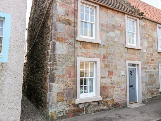 16 Westgate South - 1067606 - photo 2