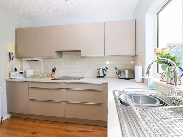 16 Westgate South - 1067606 - photo 5