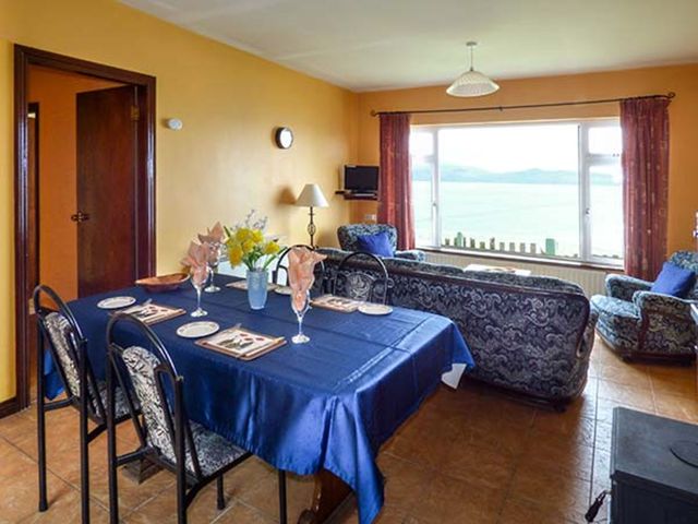Rossbeigh Beach Cottage No 4 - 1067715 - photo 4