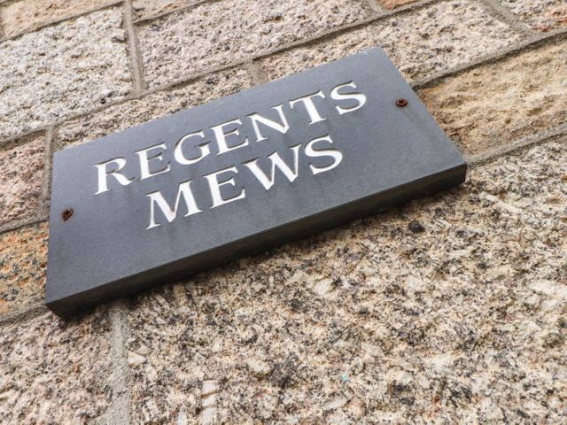 1 Regents Mews - 1068151 - photo 5