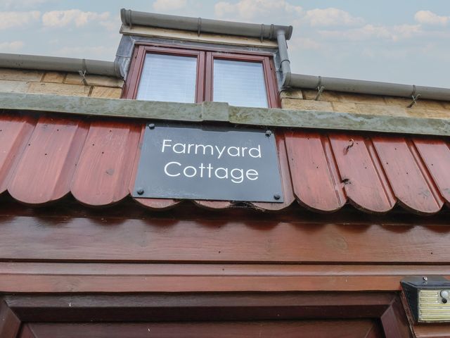 Farm Yard Cottage - 1068228 - photo 2