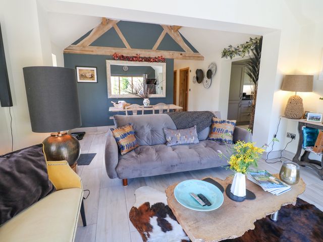 Ladycroft Barn - 1068300 - photo 4