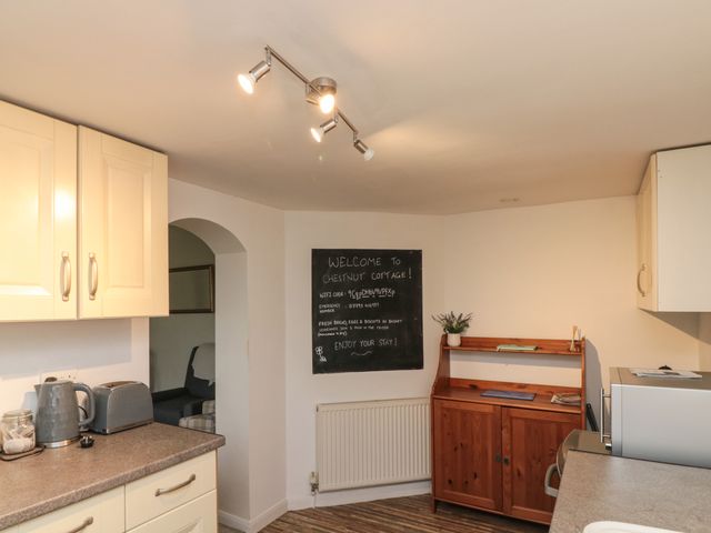 Chestnut Cottage - 1068539 - photo 5