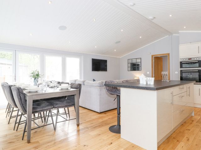 Lakes Lodge - 1068892 - photo 5