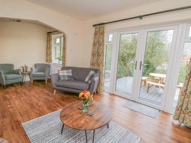 Ger Yr Afon Cottage - 1070847 - photo 4