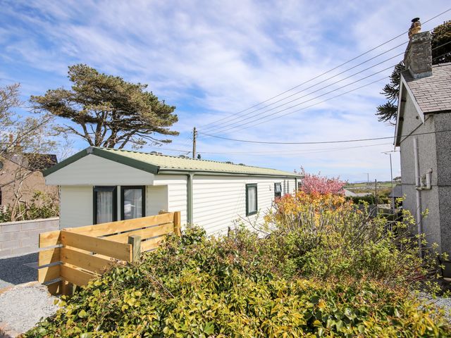 Bryn Hyfryd Caravan - 1070894 - photo 3