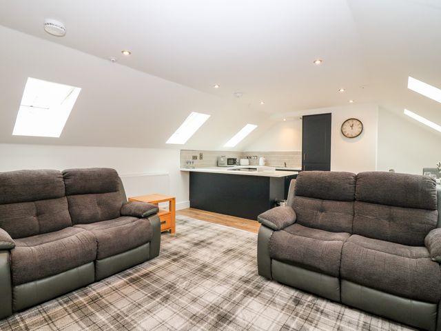 Council Chambers at The Institute Executive Apartments - 1072307 - photo 5