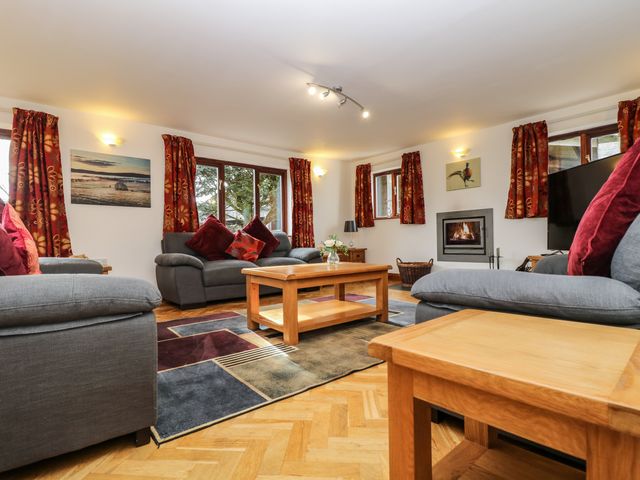 South Boduel Farmhouse - 1072346 - photo 4