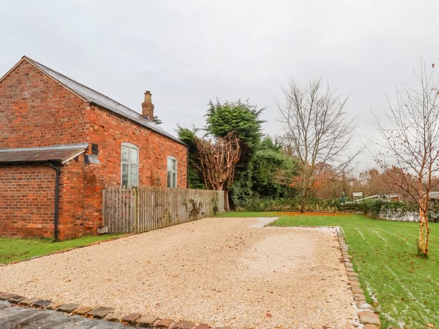 Mill Lane Cottage - 1072424 - photo 2