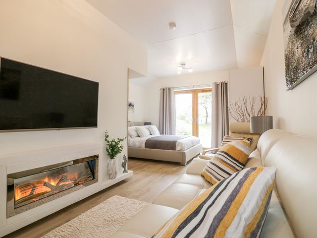 Westfields - 1072479 - photo 5