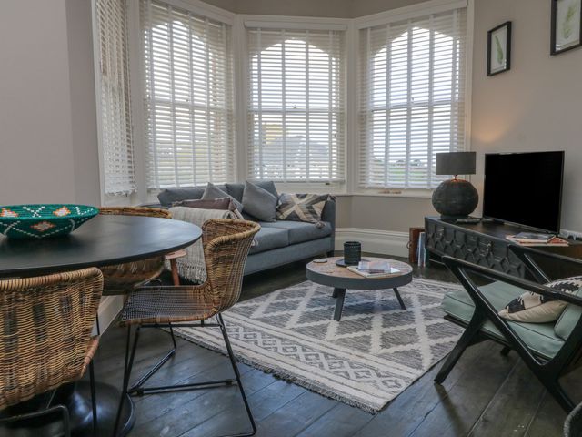 7 Belgrave Apartments - 1072533 - photo 3