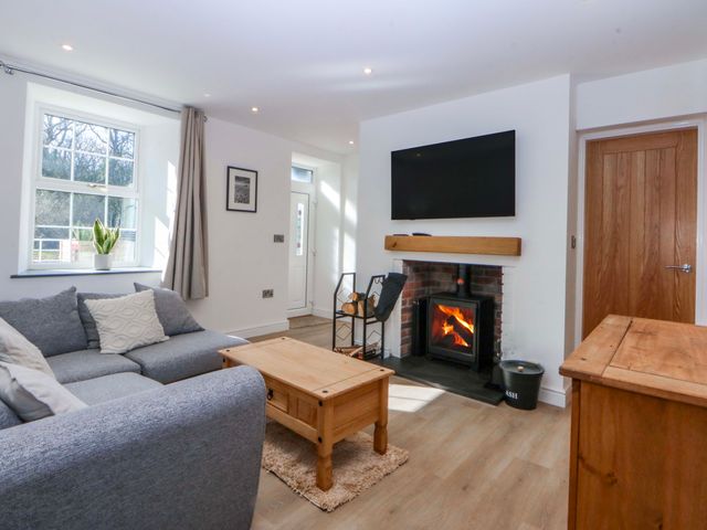 Gate House - 1072592 - photo 4