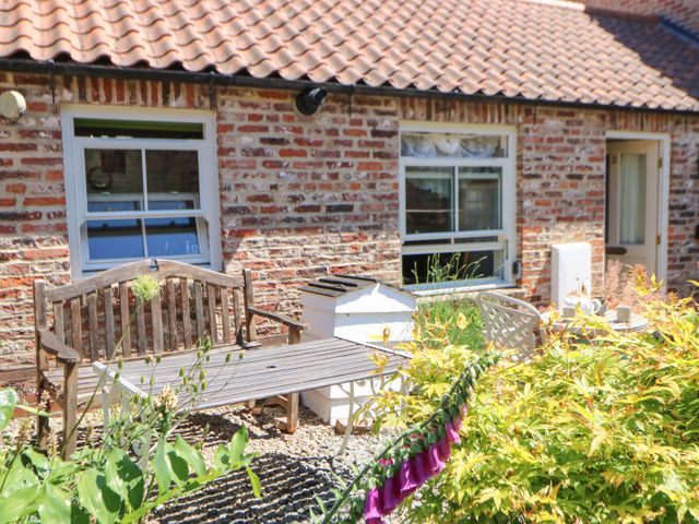 3 Westgate Mews - 1072600 - photo 2