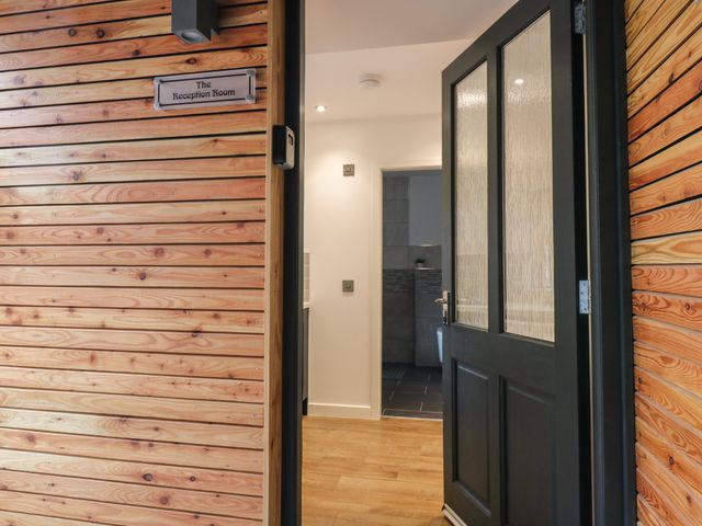 The Reception Room at The Institute Executive Apartments - 1073123 - photo 2