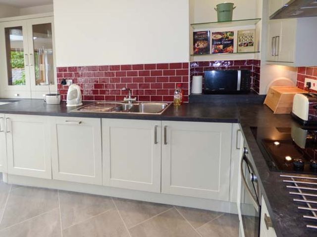 2 West View - 10733 - photo 5