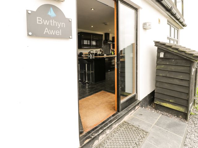 Bwthyn Awel - 1073748 - photo 4