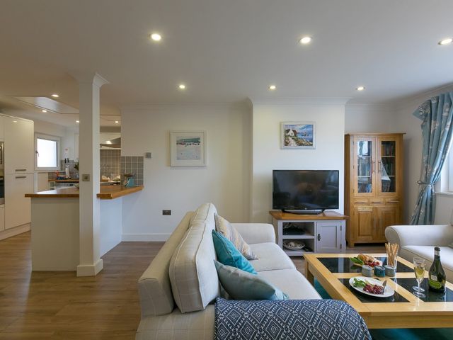 Sanctuary Bay - 1073870 - photo 5
