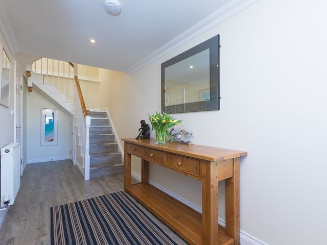 Cornerways - 1073928 - photo 3