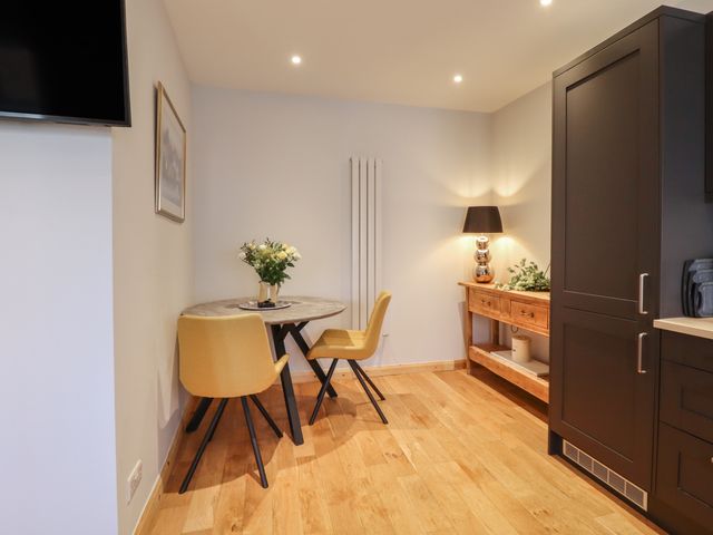 1 Walkers Barn - 1074281 - photo 5