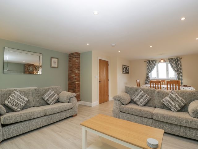 Bramley Cottage - 1074556 - photo 3