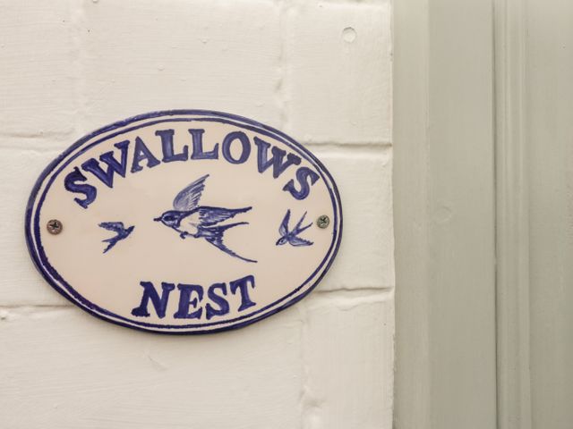 Swallows Nest - 1074602 - photo 3