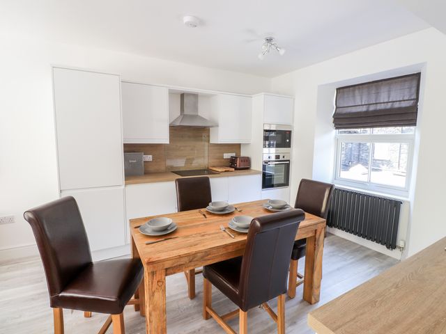 8 Waterhead Terrace - 1074690 - photo 4