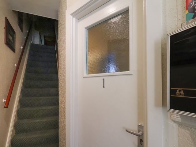 Sunnyside Holiday Apartment 1 - 1074712 - photo 3