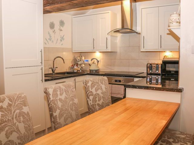 The Church Inn Cottage - 1074813 - photo 5