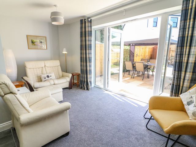 Hall View - 1074852 - photo 4