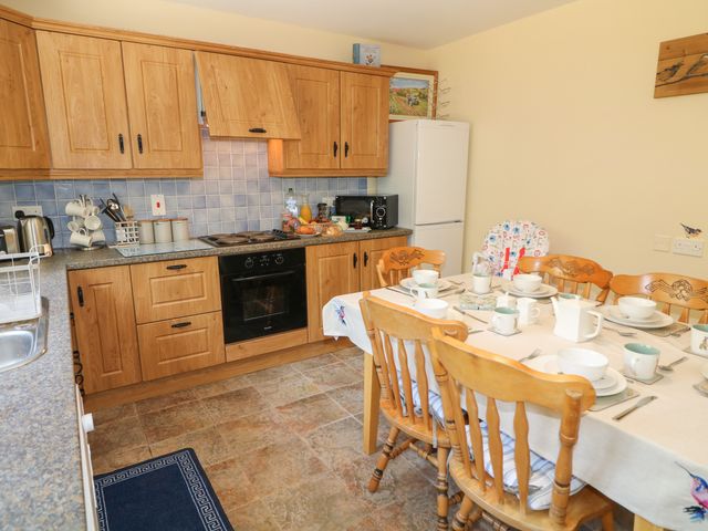 Slieve Gallion Cottage - 1074947 - photo 4