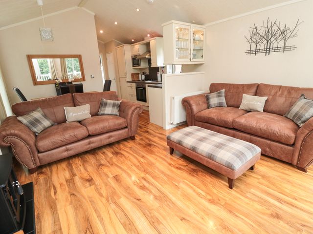 Number 43 Burnside Lodge - 1075036 - photo 5