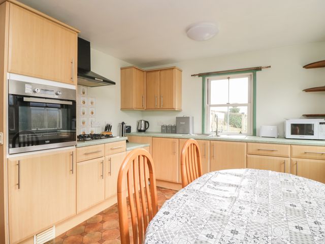 Shaw Cottage - 1075051 - photo 3