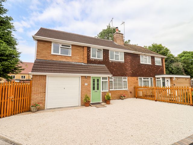 17 Sands Close - 1075122 - photo 2