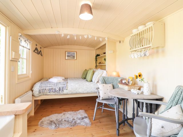 The Shepherds Hut at Marley - 1075279 - photo 3
