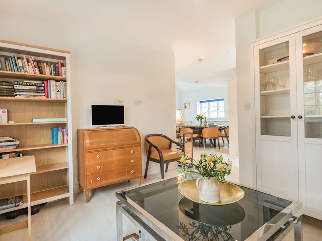 Red Kite Cottage - 1075332 - photo 4