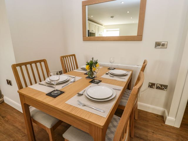 2 Barn Cottages - 1075881 - photo 4