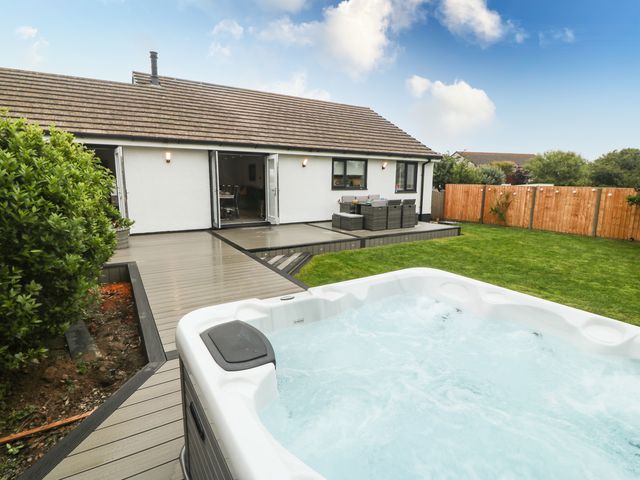 Bwthyn Eirlys (Snowdrop Cottage) - 1076049 - photo 2
