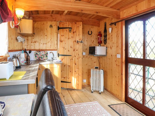 Packhorse Shepherd’s Hut - 1076139 - photo 3