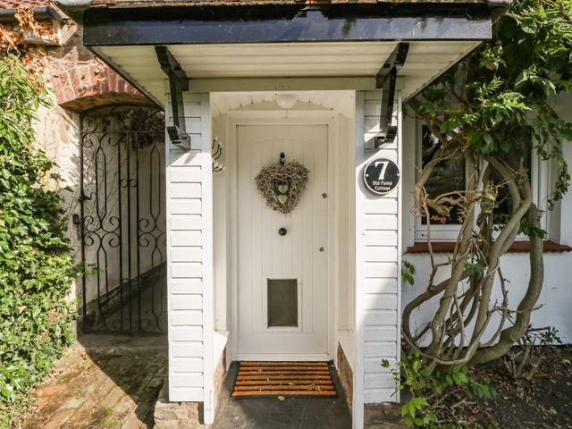 Old Pump Cottage - 1076229 - photo 3