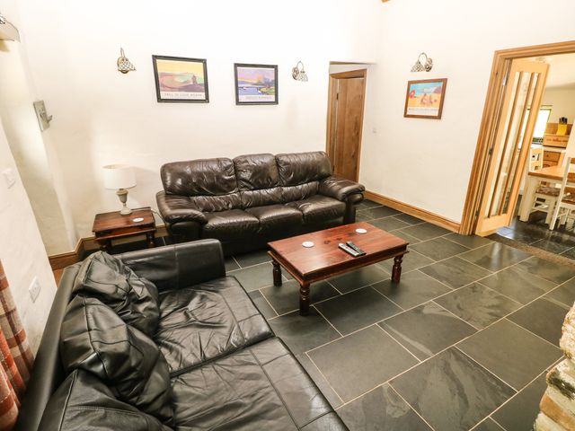 Trewrach Cottage - 1076953 - photo 4