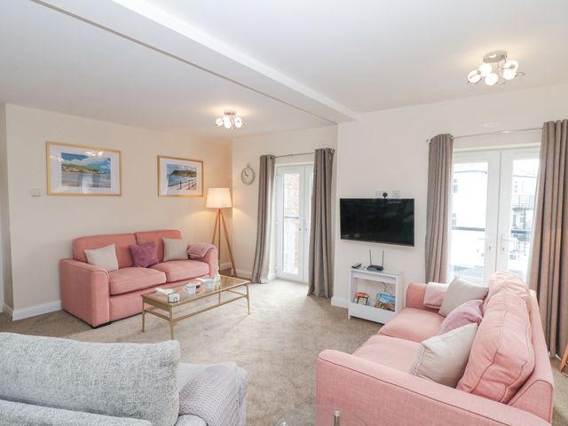 Weydale Avenue - 1076990 - photo 2