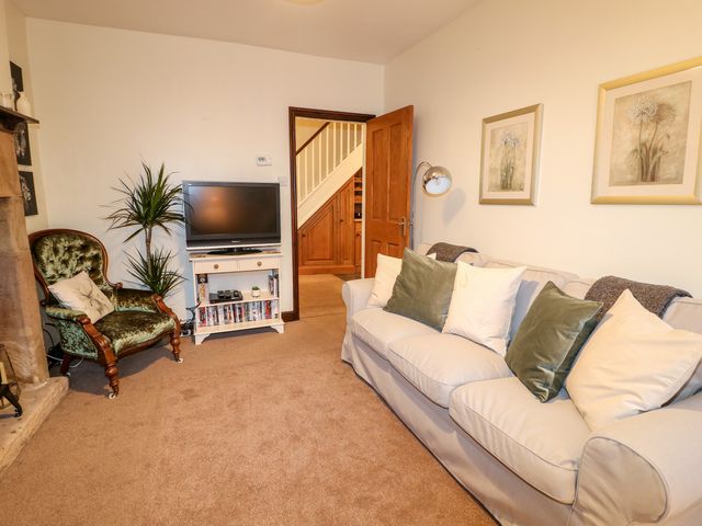 Woodbine Cottage - 1077706 - photo 5