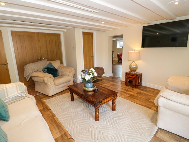Plas Eithin - 1078106 - photo 2