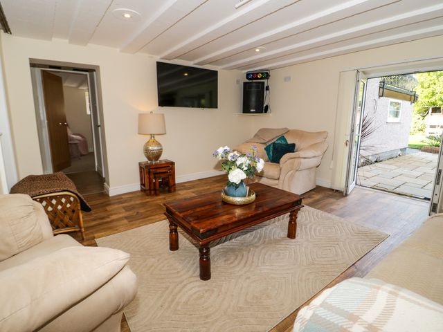 Plas Eithin - 1078106 - photo 5