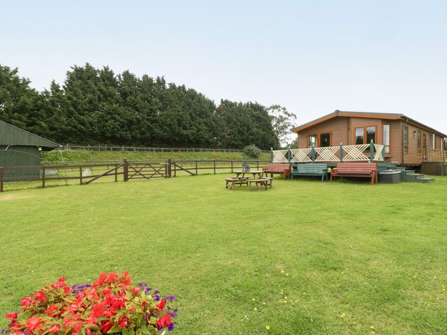 Hill View, Lilac Lodge - 1079216 - photo 2