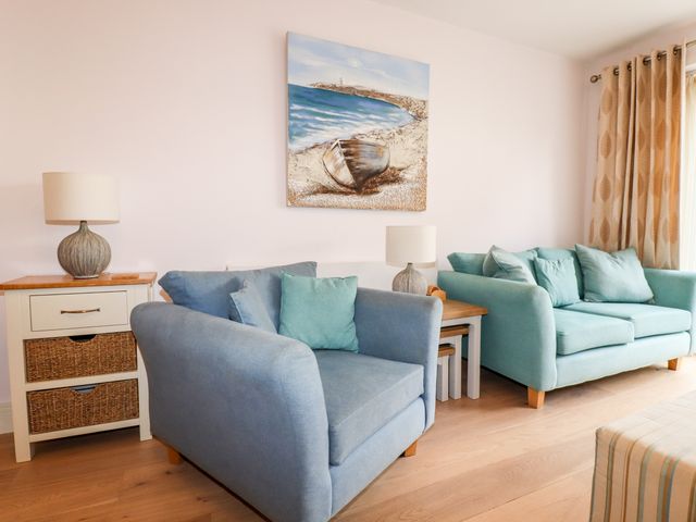 16 Ocean Heights - 1079711 - photo 4
