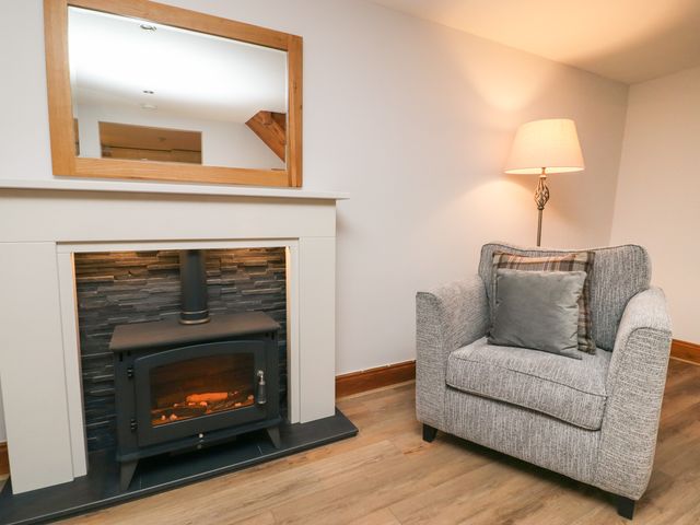 Fryston Cottage - 1080100 - photo 4